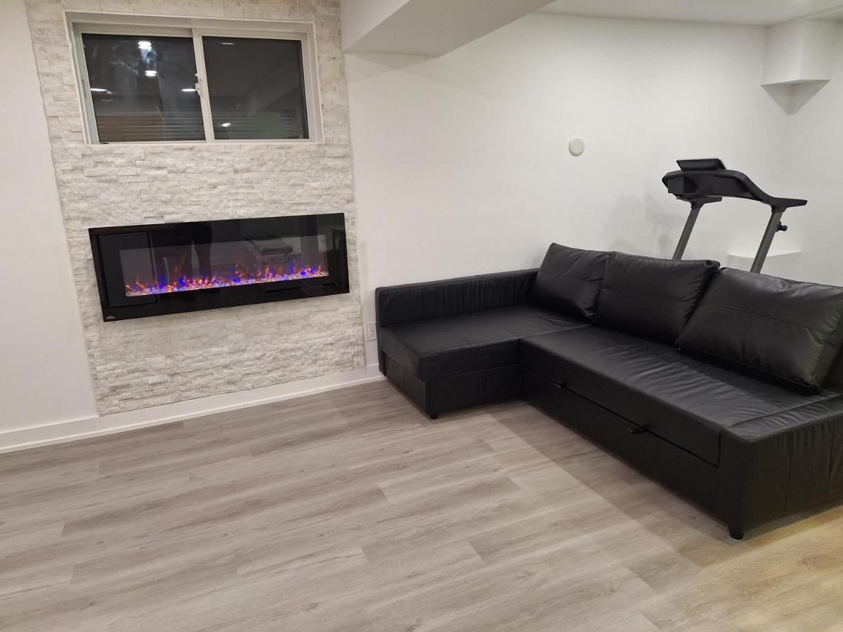 Independent Basement Studio Suite Ottawa Exterior foto